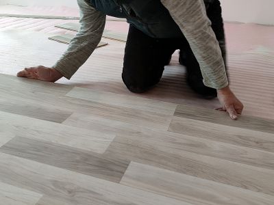 Vinyl Floor Installation Vs. Laminate: Which Is The Better Choice